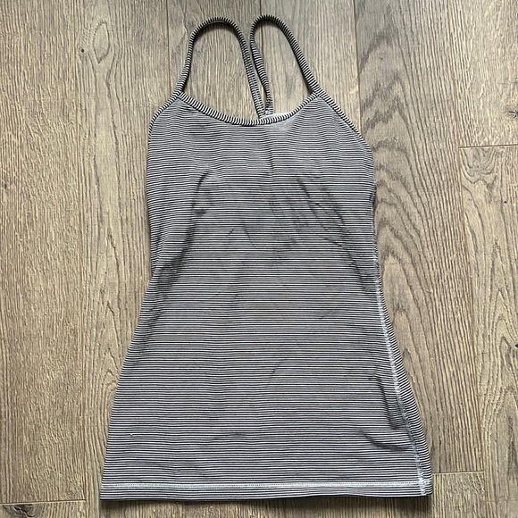 lululemon athletica Tops - Lululemon stripe tank top size 4 grey black built in bra athletic yoga EUC